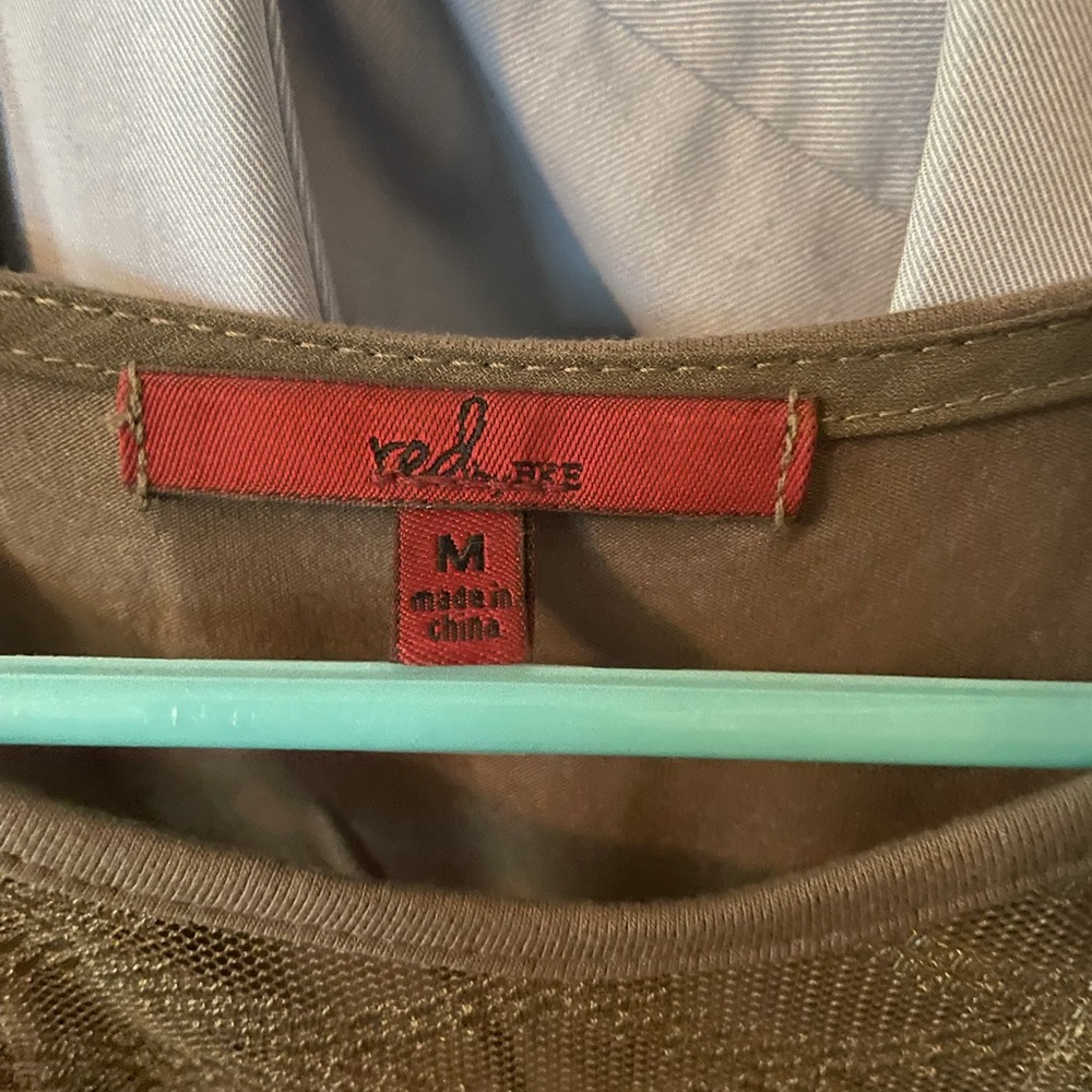 Red by Buckle olive green tank top NWOT - Picture 2 of 3